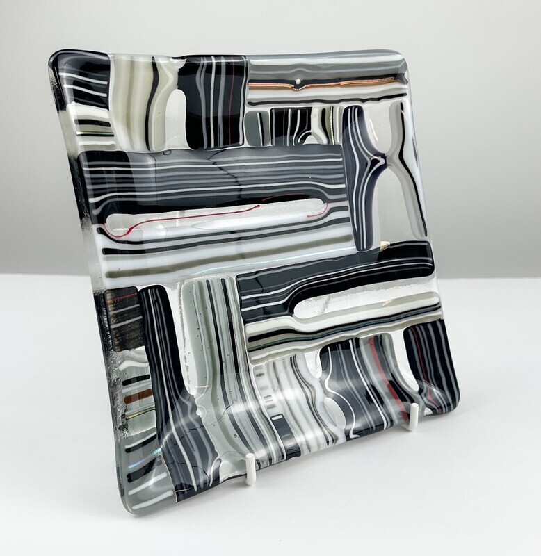 7" Organic Glass Tray