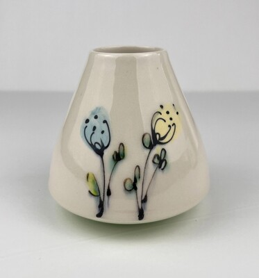 Lull Floral Pottery Vase 4x4