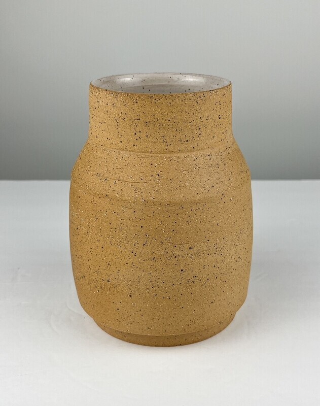 Vase 6" Pottery