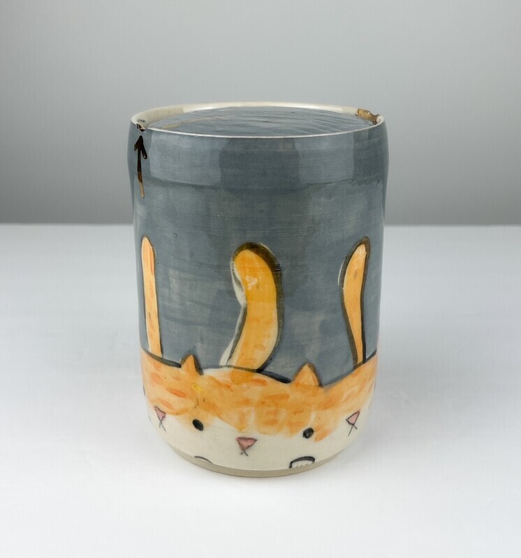 Grey Ginger Kitty Pottery Kintsugi Jar with Gold