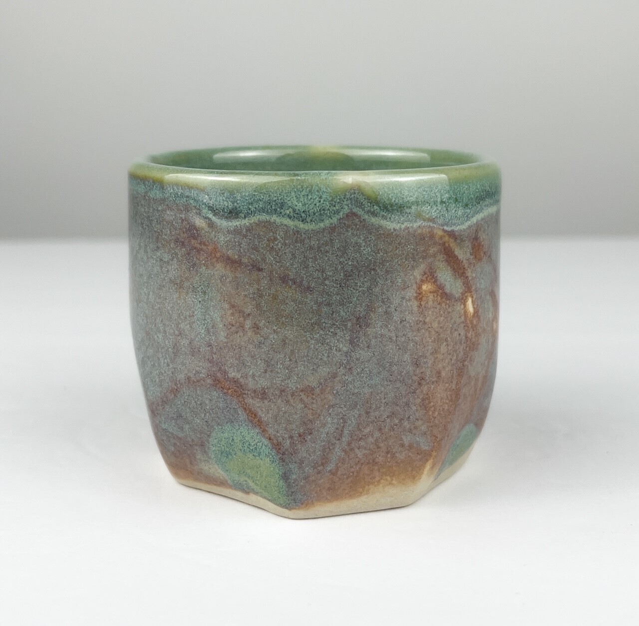 Purple/White Small Pottery Tumbler