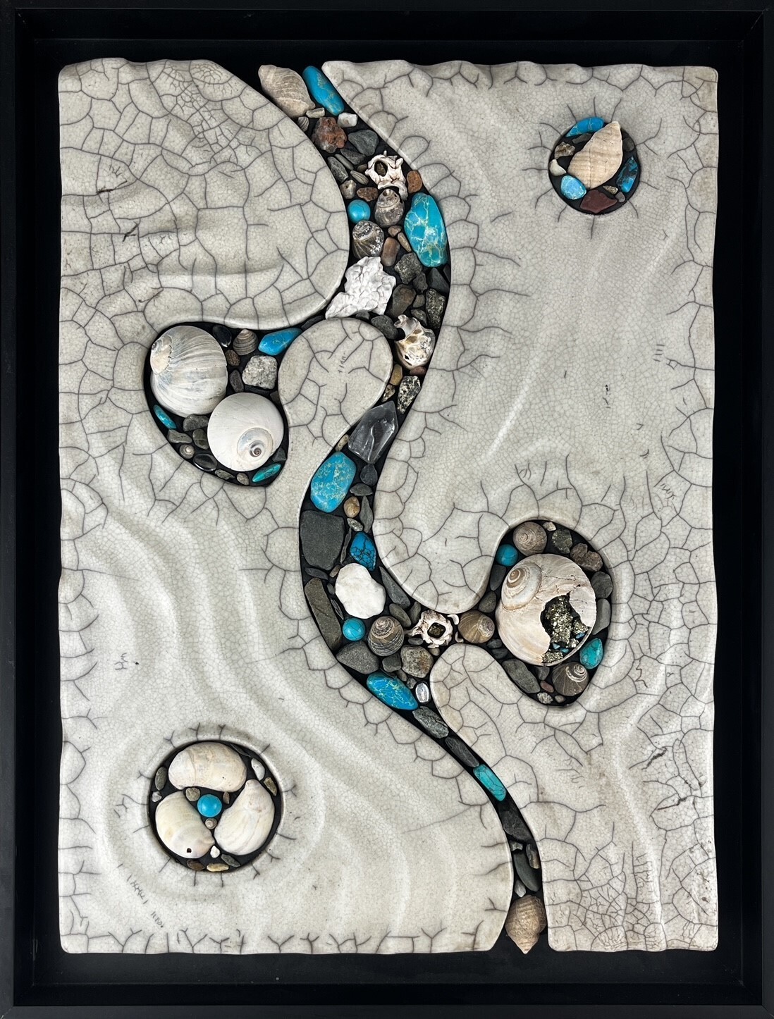 16.5x12.5 Tidal Pool w/Black Frame Pottery + Rock Mosaic