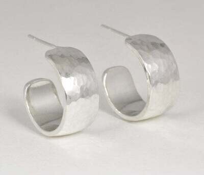 Faceted Hammered Small Hoop Earrings SS