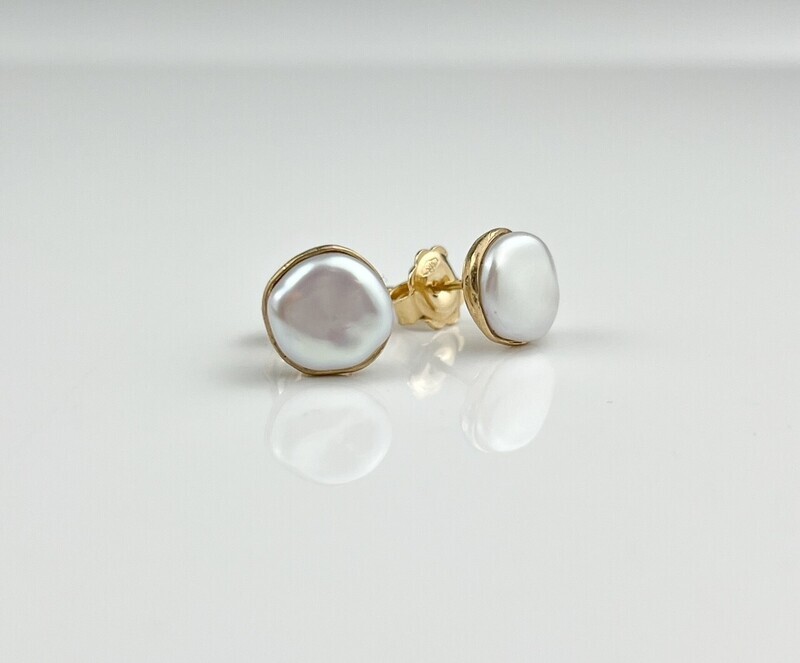 Dimitri Gagnon Morris Saint John New Brunswick Canada Canadian Jewelry Handworks Goldsmith Keshi Pearl Stud Earrings 14K Gold