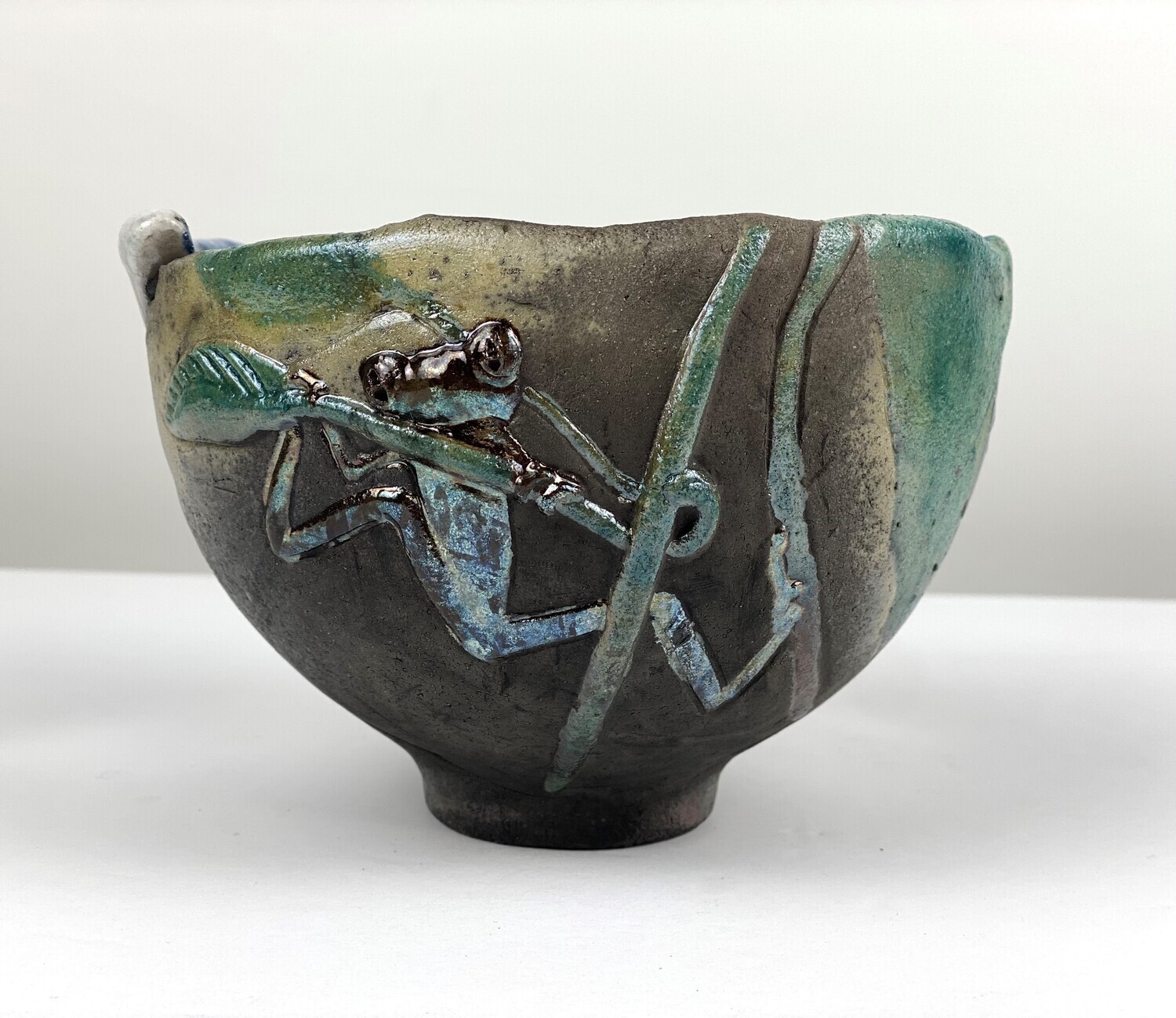 Tree Frog Raku Pottery Bowls, Option: A