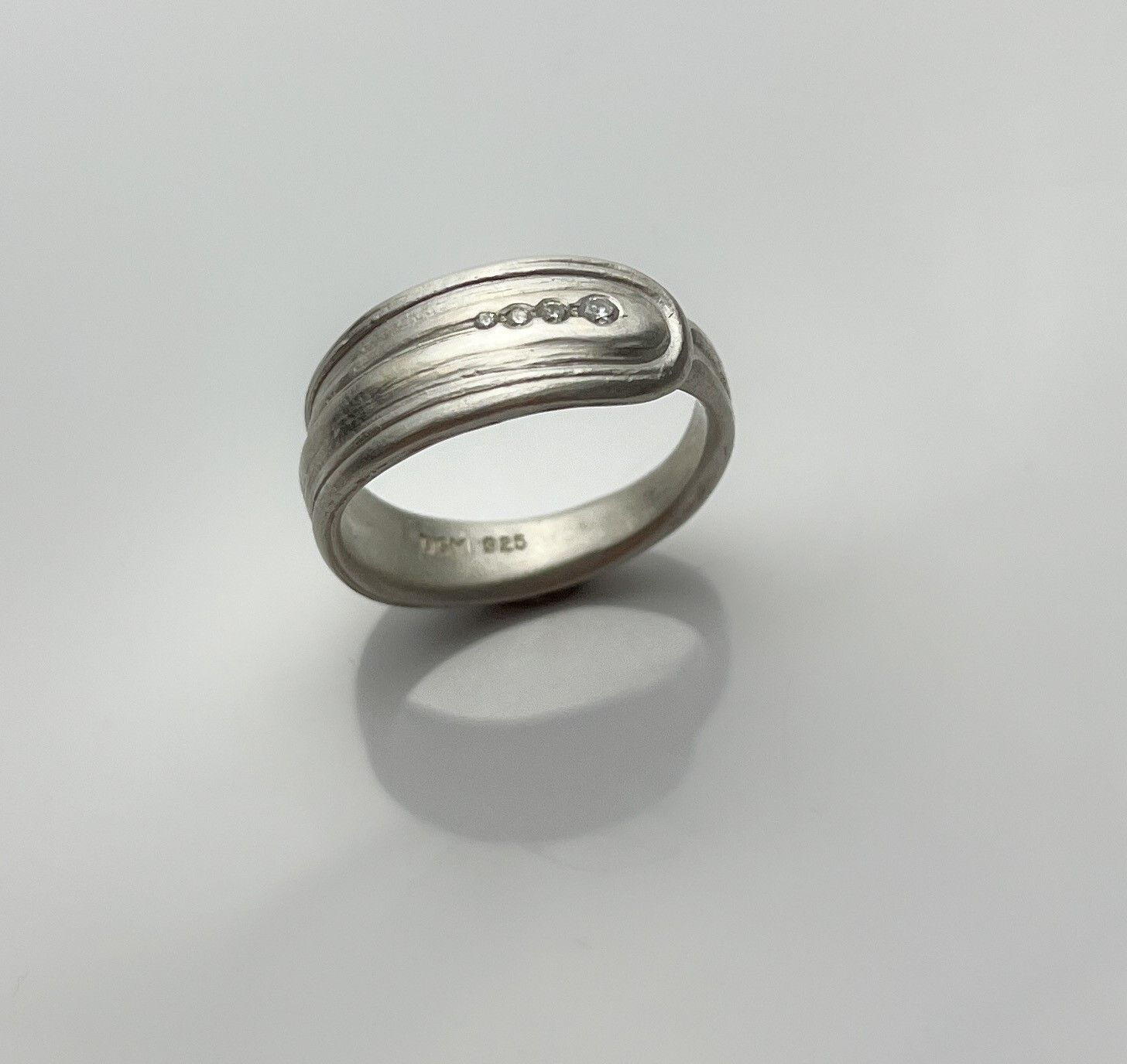 Dimitri Gagnon Morris Saint John New Brunswick Canada Canadian Jewelry Handworks Goldsmith Sterling Silver Ring Diamonds