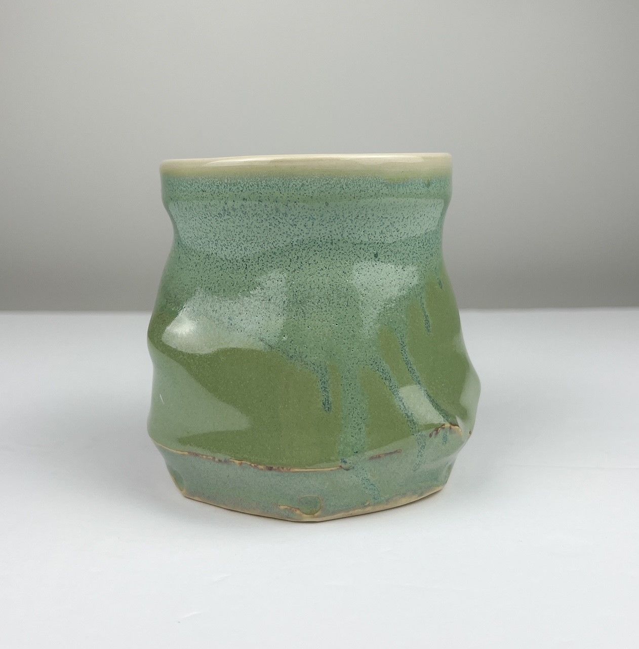 Pottery Tumbler Apple Glaze Outside, White Glaze Inside, Option: A