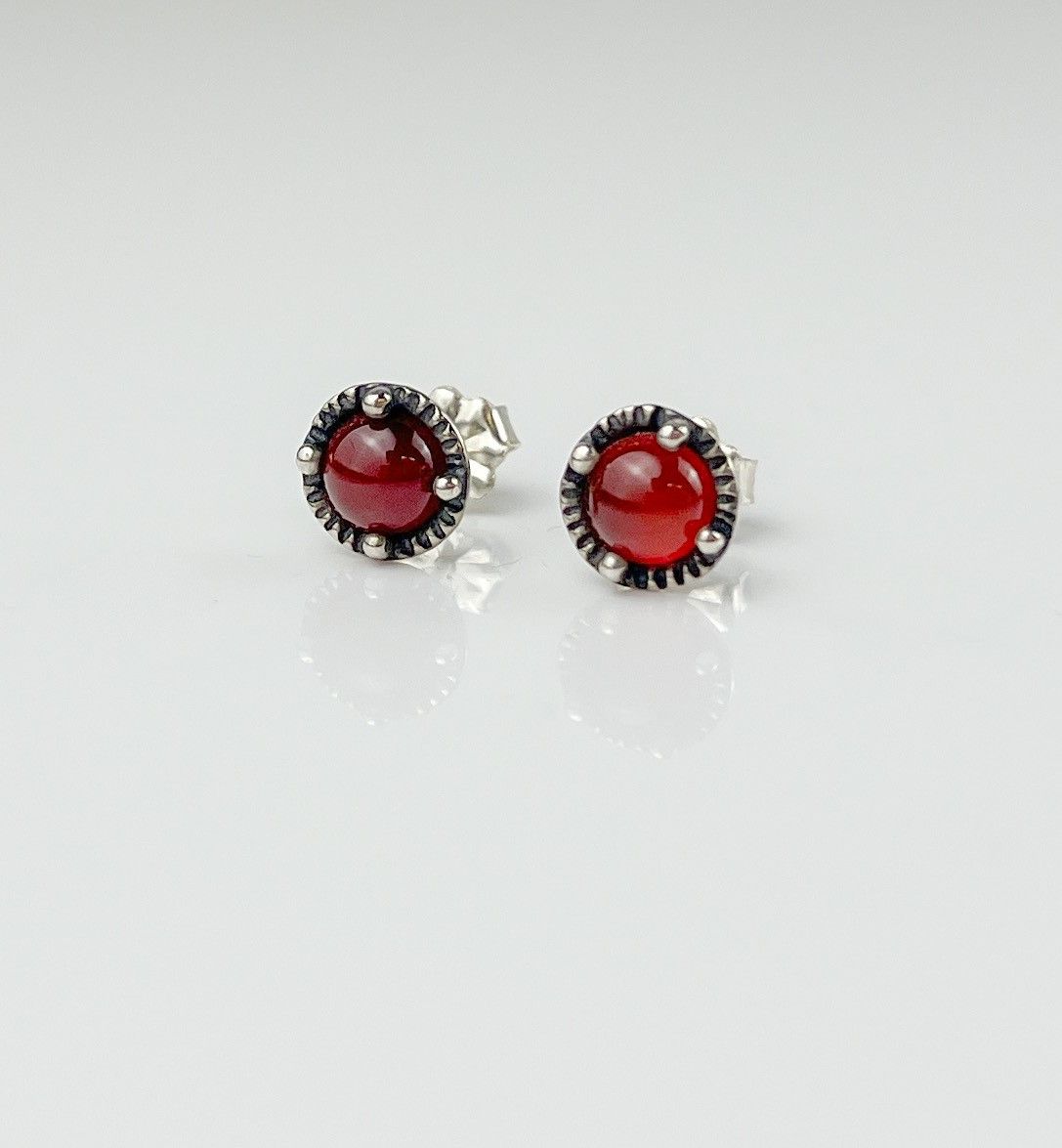 Carnelian EP Prong Stud Earrings 5mm