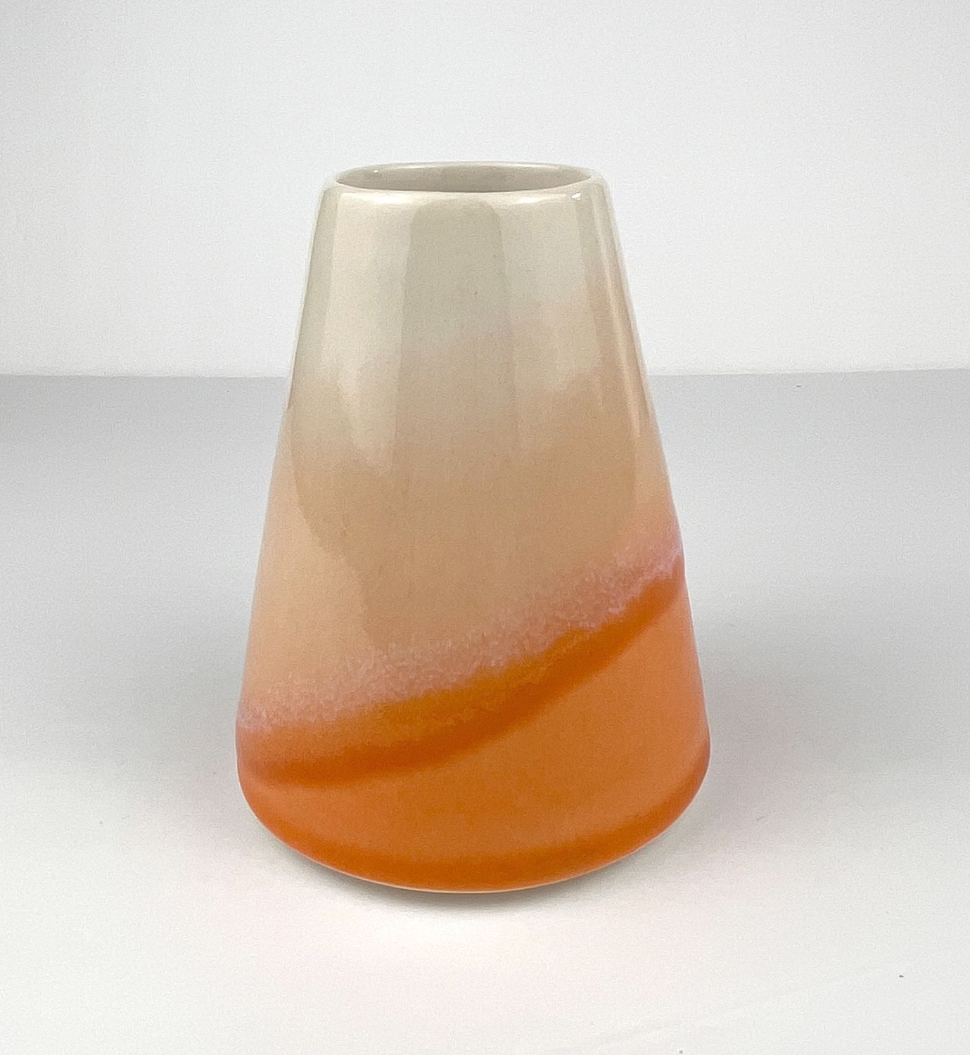 Lucie Pottery Vase, Option: A- Orange