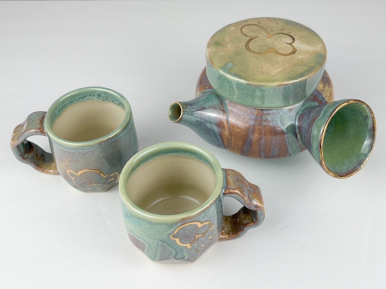 3 Piece Tea Pot + Two Mug Pottery Set