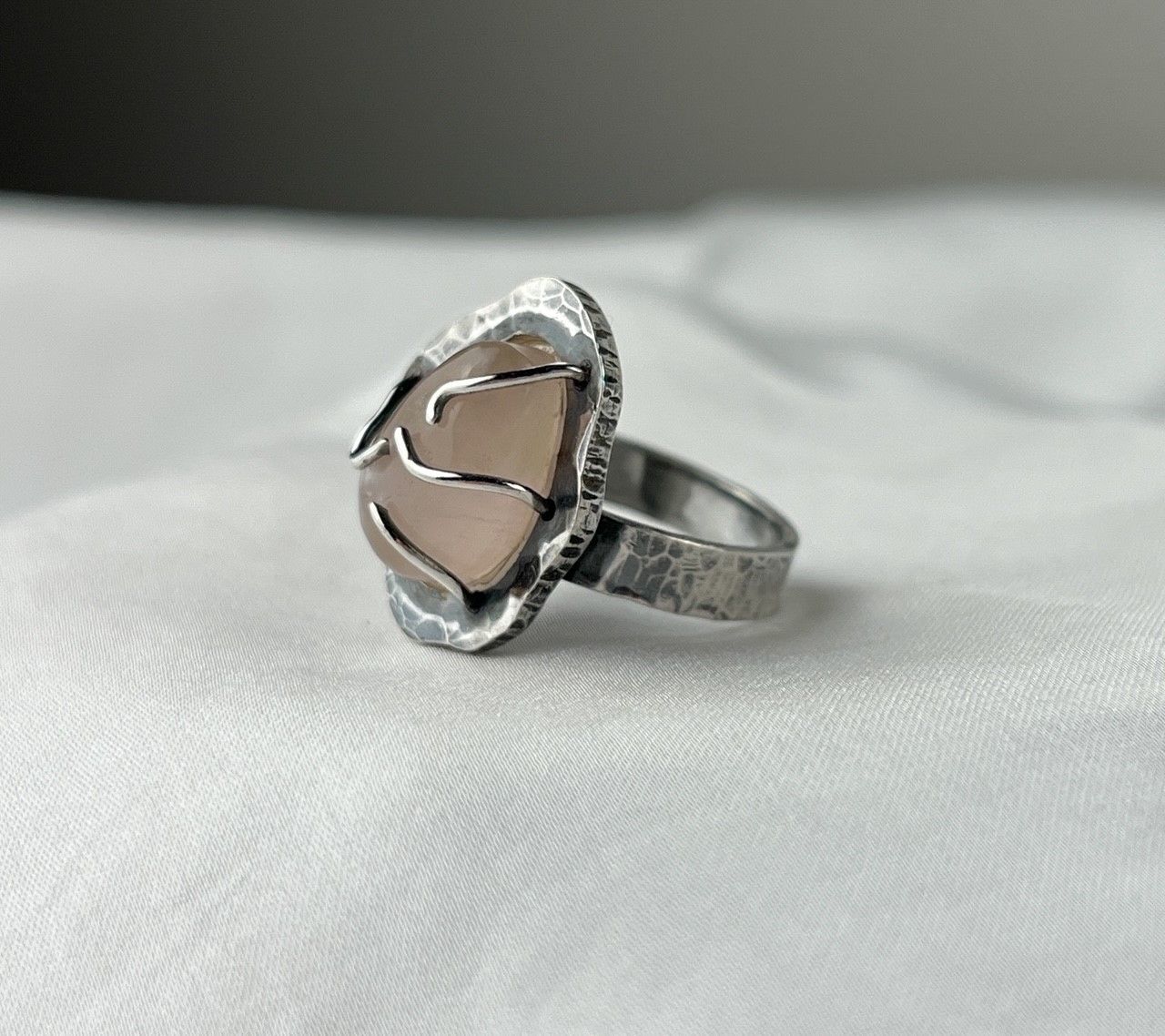 Blob Style Ring Rose Quartz Size 7 SS