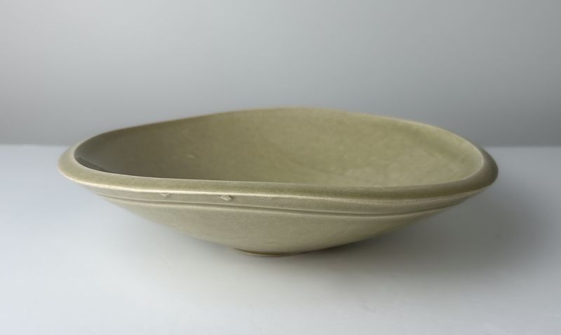 Darren Emenau MNO Saint John New Brunswick Canada Handworks Gallery Canadian Japonesque Round Glossy Slab Pottery Bowl Cream