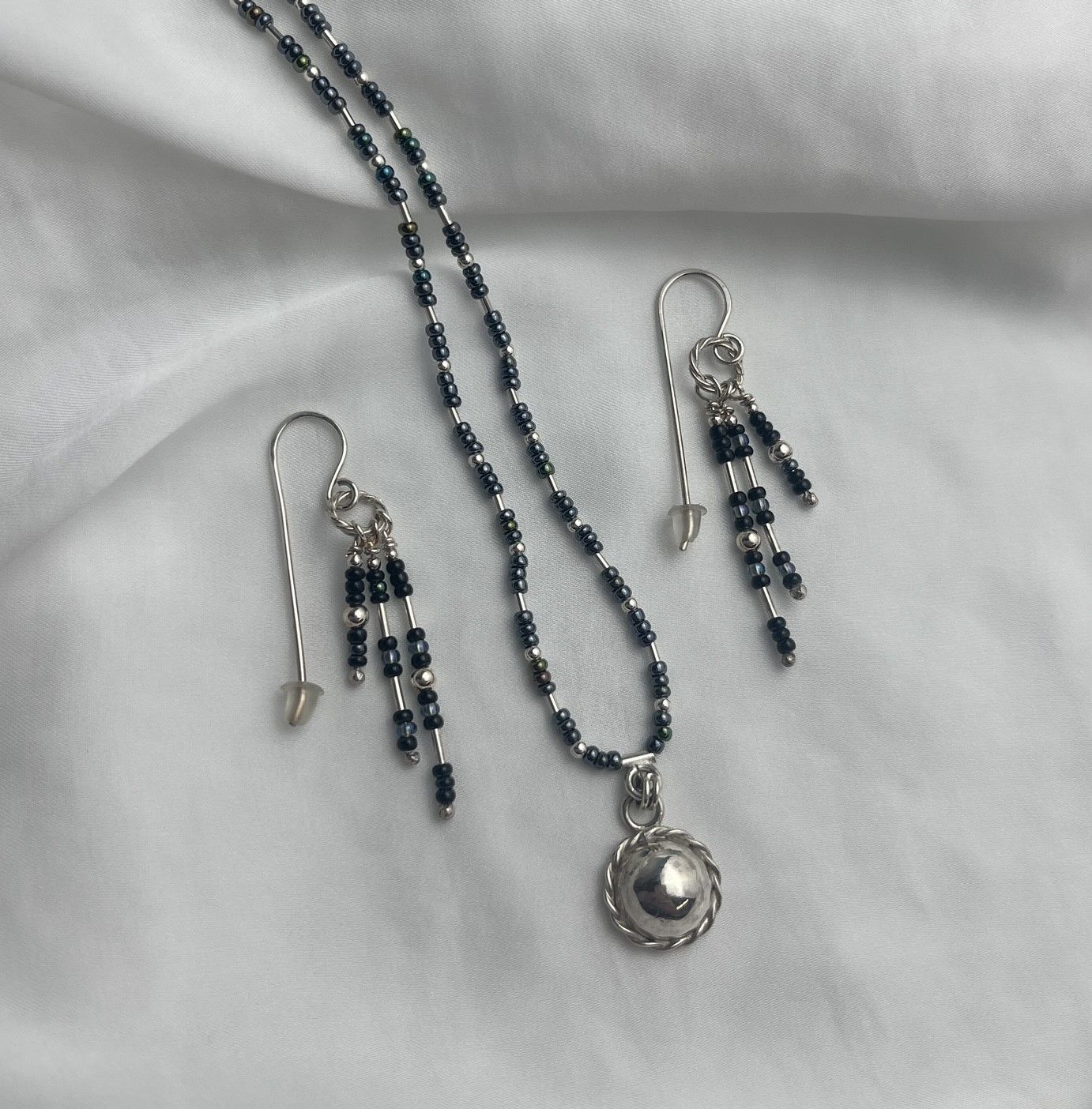Set: Triple Bead Drop 18" Pendant & Silver Dome Earrings