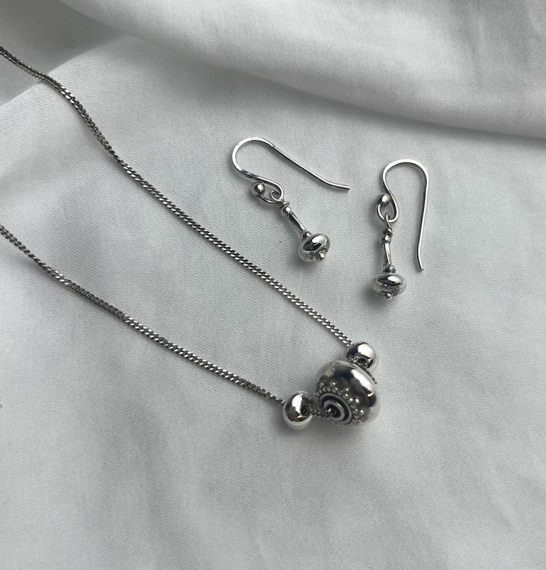 Set: Decorative Bead/Tire Drop Earrings + Pendant