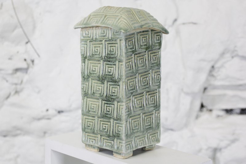 Teal Urn, 7.5x3x3&quot;