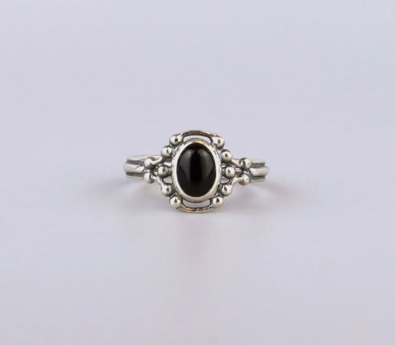 Large Oval Ring with Black Onyx Sterling Silver Size 8 3/4