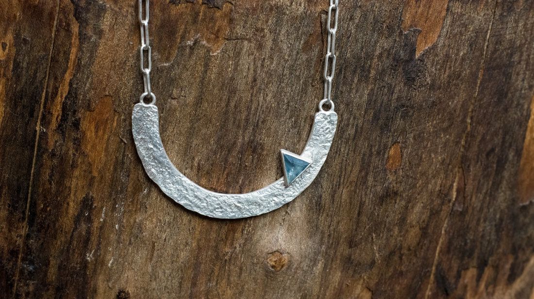 Unique Grandfather Hammered Pendant with Blue/Gray Sapphire Sterling Silver