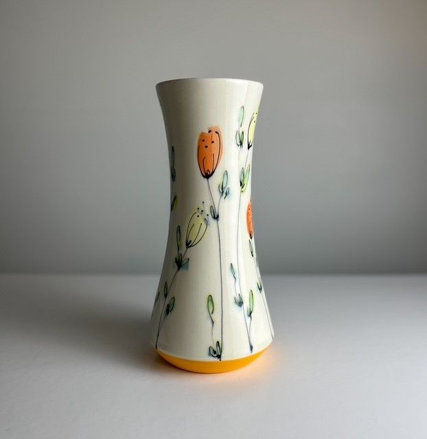 Silhouette Floral Pottery Vase