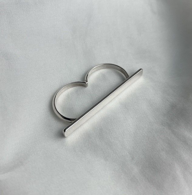 Ring: Two Fingered Polished Ring Size 6.25/8