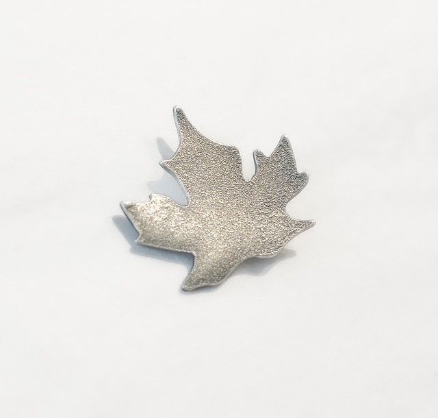 Maple Leaf Brooch/Pin