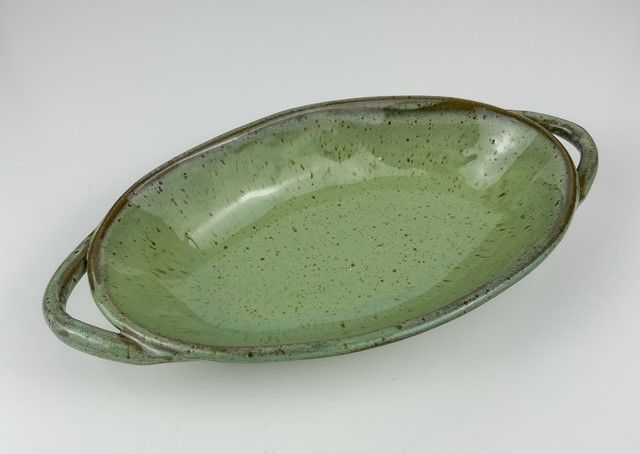 Serving Pottery Dish with Handles