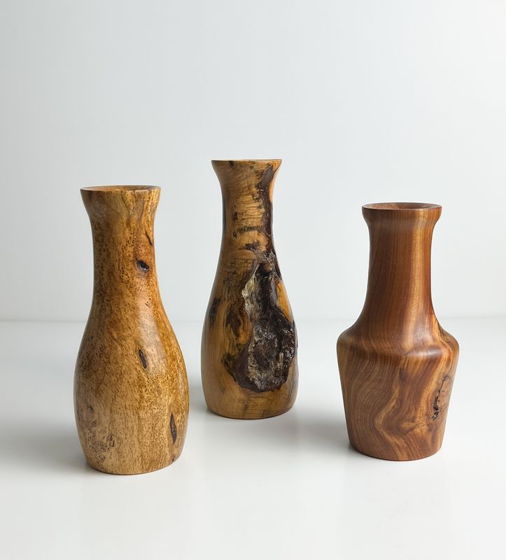 Cherry Burl Bud Vase with Plastic Inserts