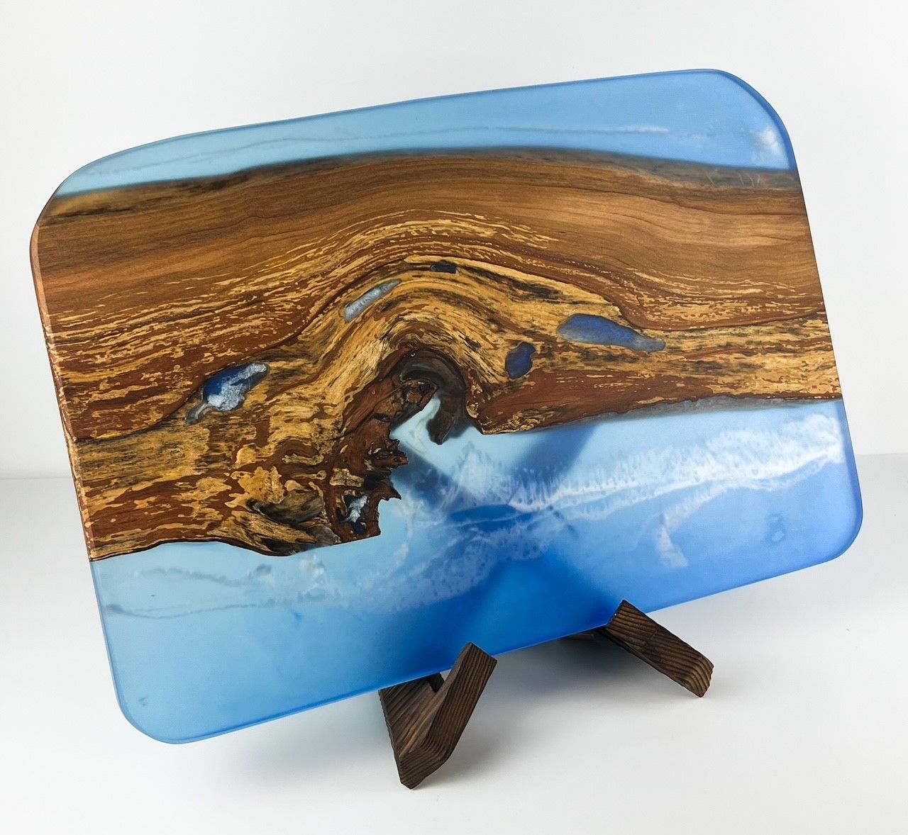 Applewood Blue & White Epoxy Charcuterie Board 12x18"