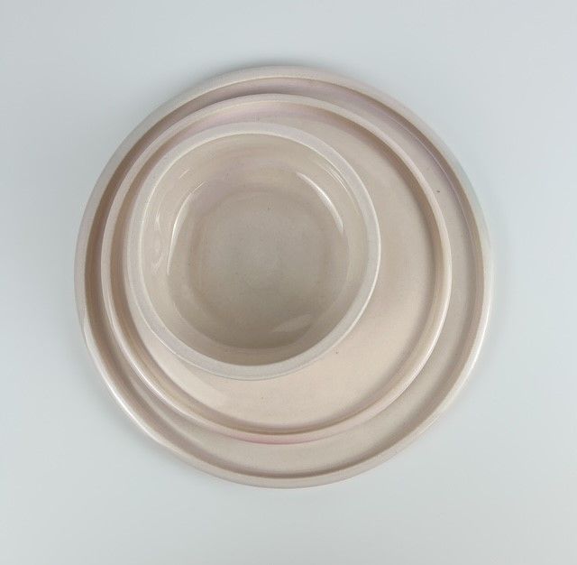 Japonesque Glossy Pink 3 Piece Plate Set (SET OF 3)