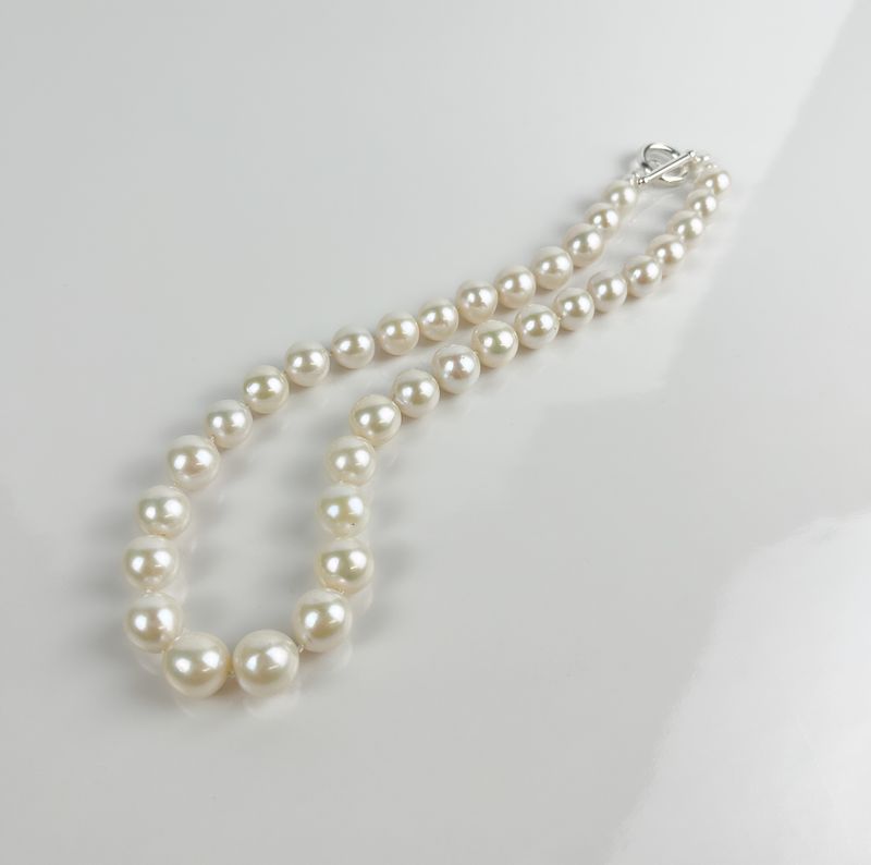 AAA Grade 18" Pearl Necklace SS Toggle