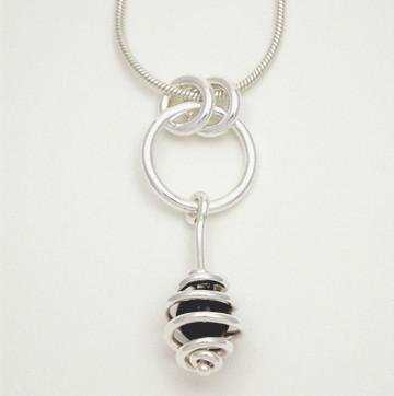 Spiral Bead Pendant, Black Onyx, 18