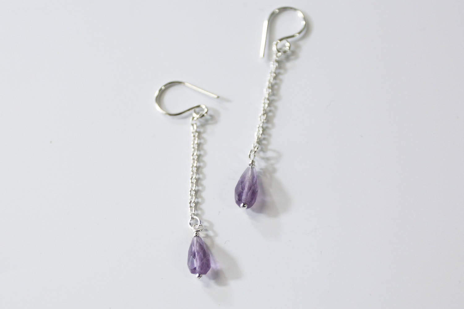 Bead and chain earrings with amethyst
