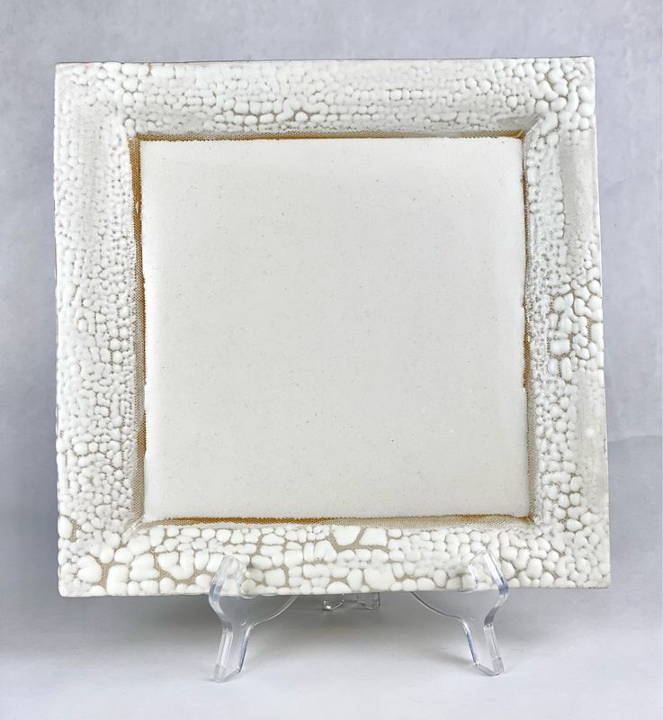 Crawl Pottery Plate w/White Clay