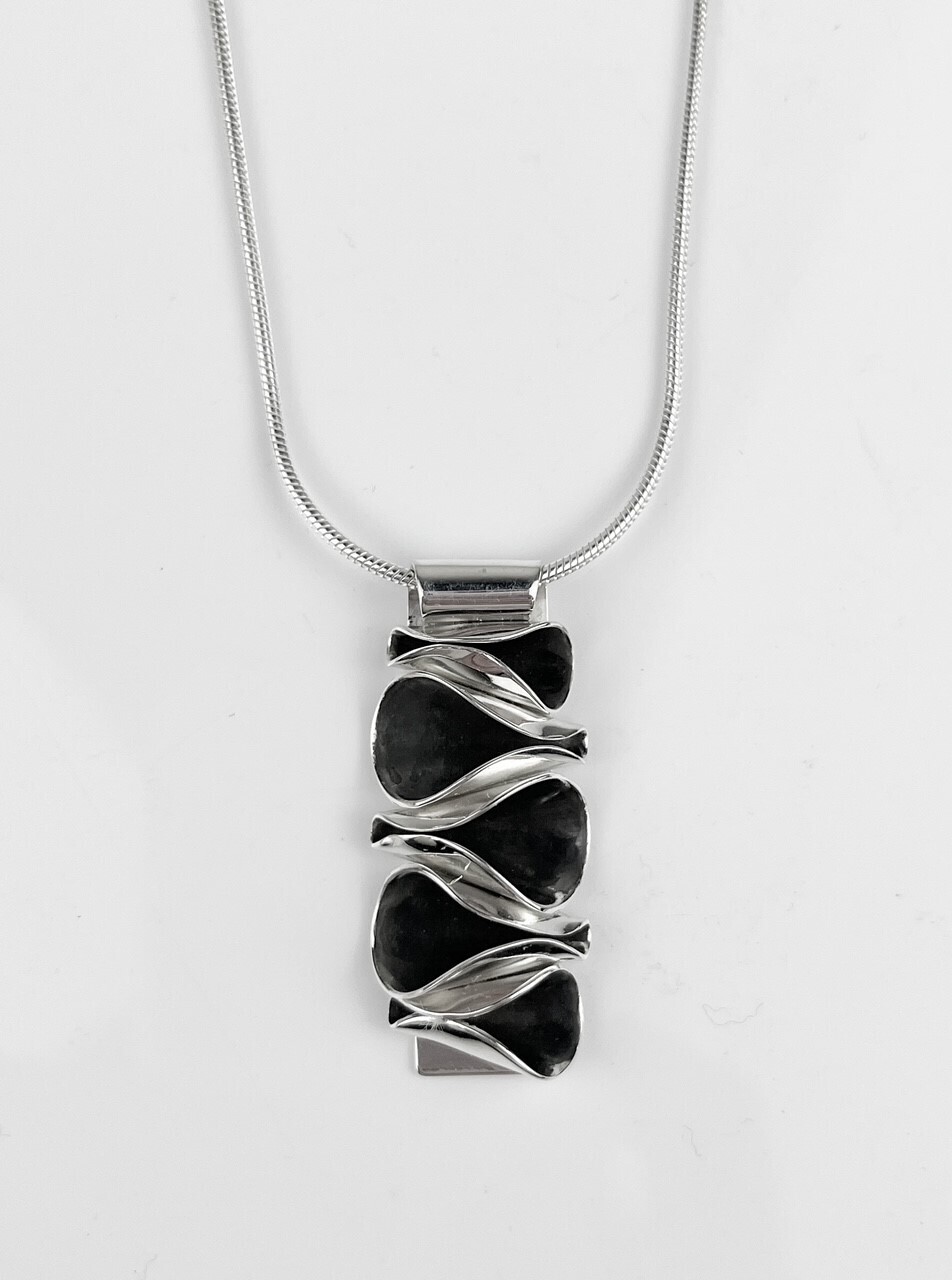 Ruffles Collection Sterling Silver, Option: Ruffles (Long)  Pendant Sterling Silver 18" Long