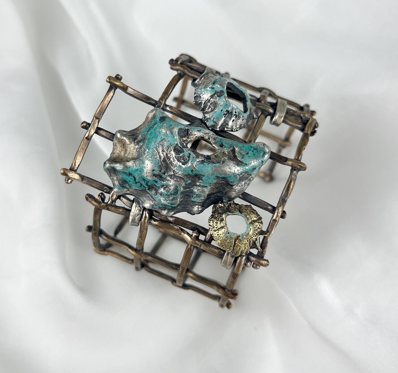Oyster &amp; Barnacle Grid Cuff SS, Bronze, &amp; Yellow Brass 5cm