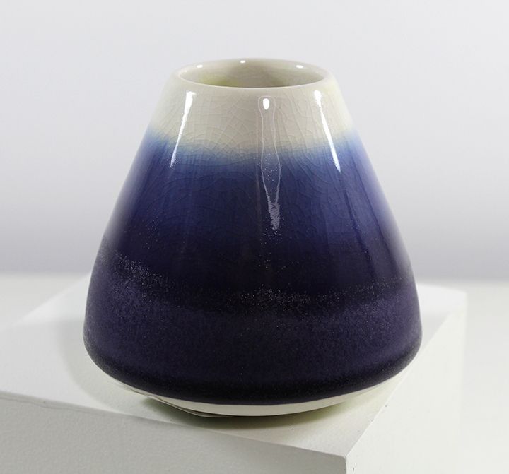 Lull Pottery Vase, Option: A- Amethyst