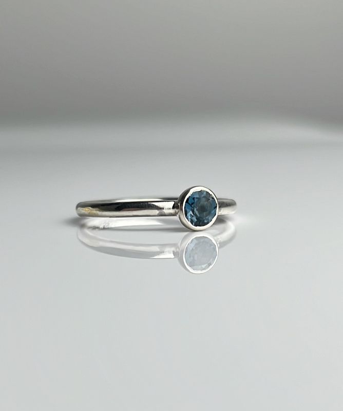 London Blue Topaz Ring Sterling Silver Dimitri Gagnon Morris Saint John New Brunswick Canada Canadian Jewelry Handworks Silvermith Blue Topaz Ring Sterling Silver