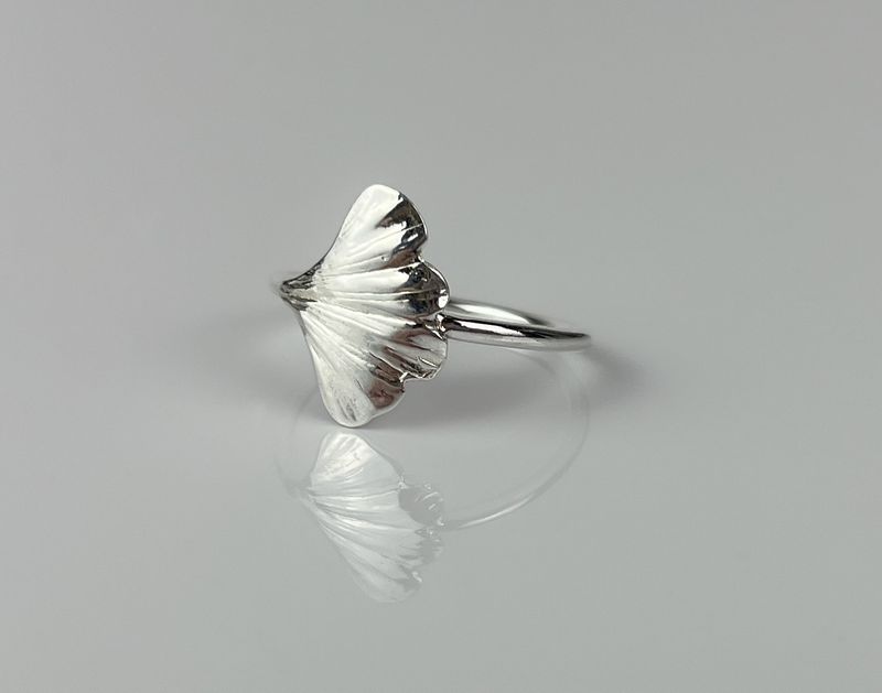 Mini Gingko Ring Sterling Silver