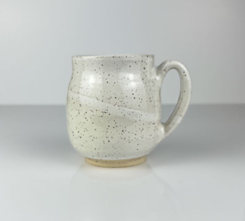 Medium Pottery Mug White Collection
