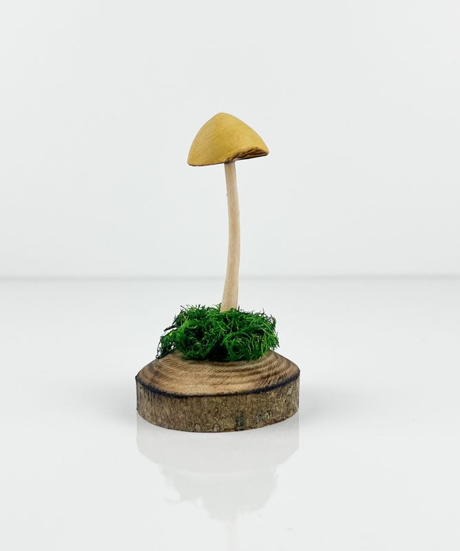 Mini Single Wooden Mushroom Sculpture 4" Tall