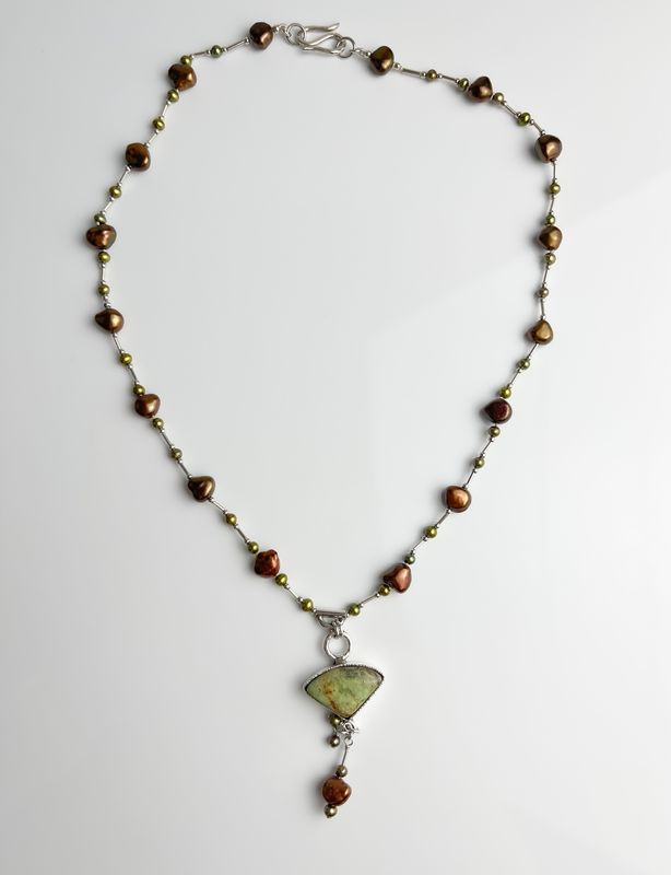 Madagascar Pistachio Non Precious Opal Pendant &amp; Earring Set