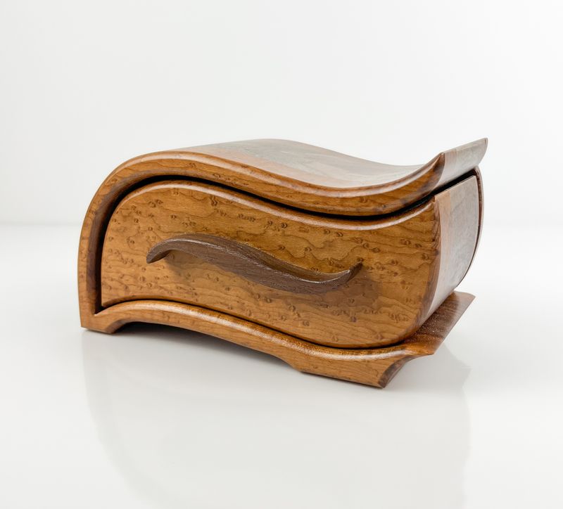 Single Drawer Bandsaw Box: Roasted Birdseye Maple &amp; Walnut
