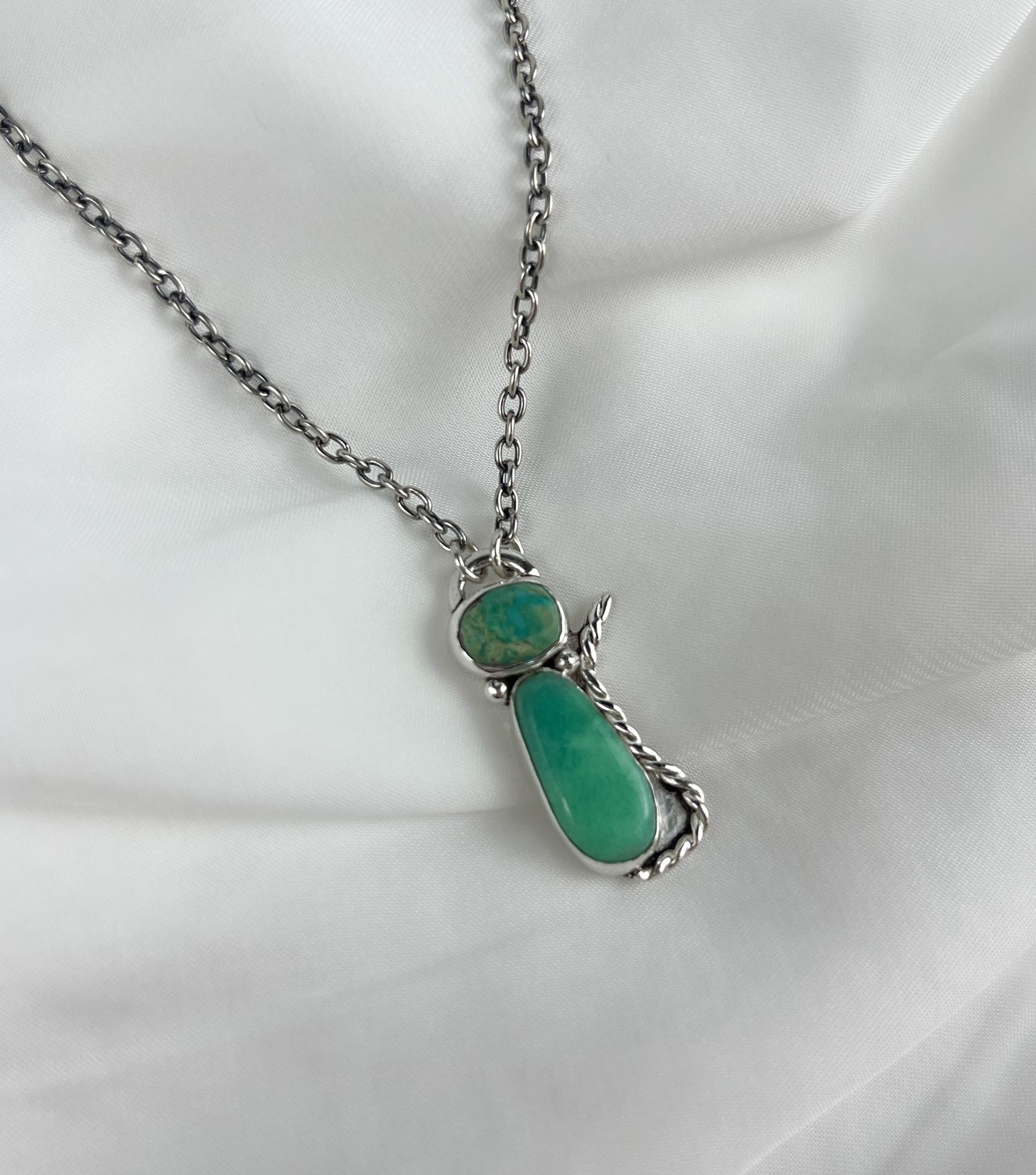 Kitty Cat Pendant Chrysoprase and Turquoise