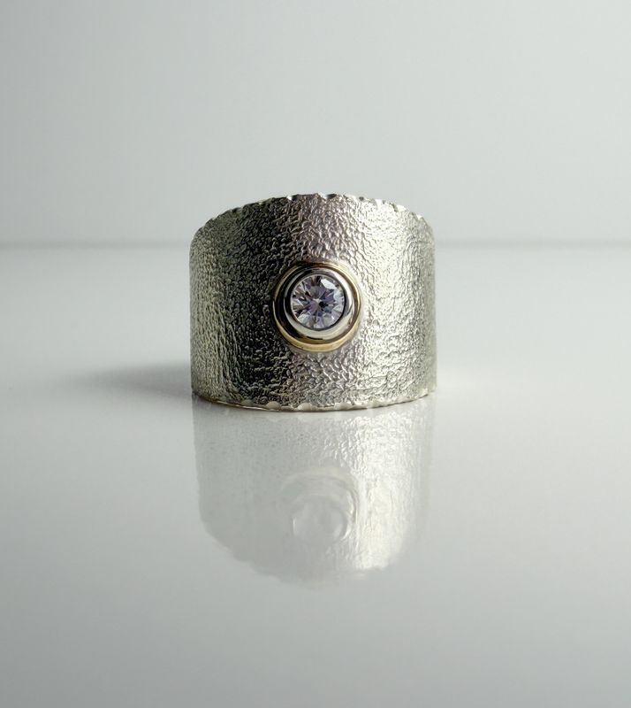 14k Gold, SS Moissonite Ring Size 9