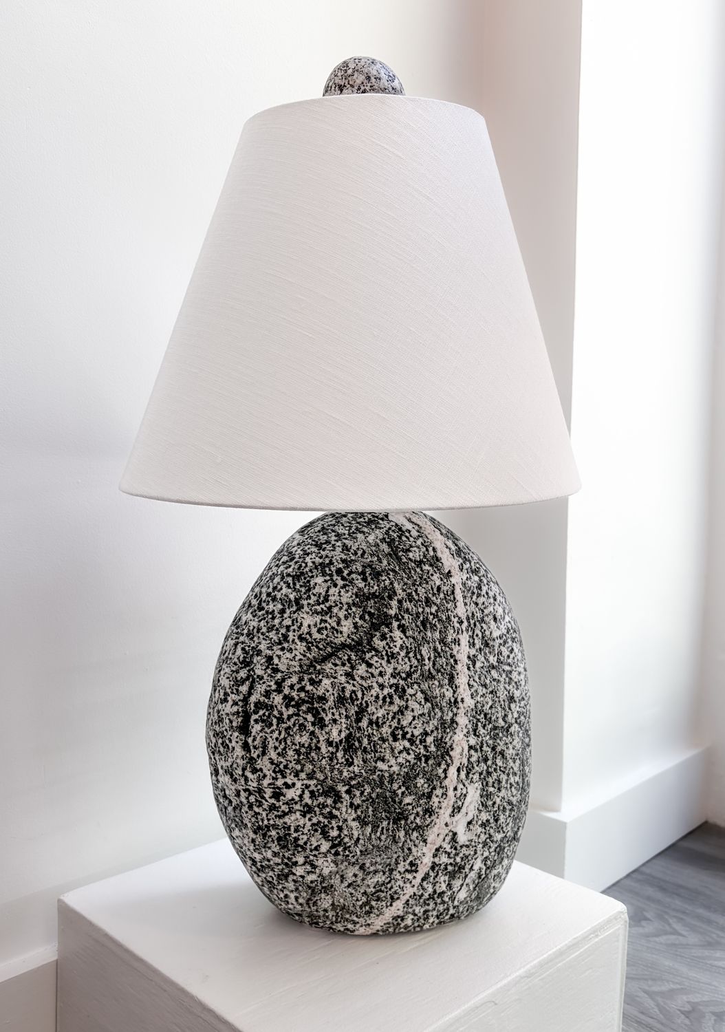 Beach Stone Lamp