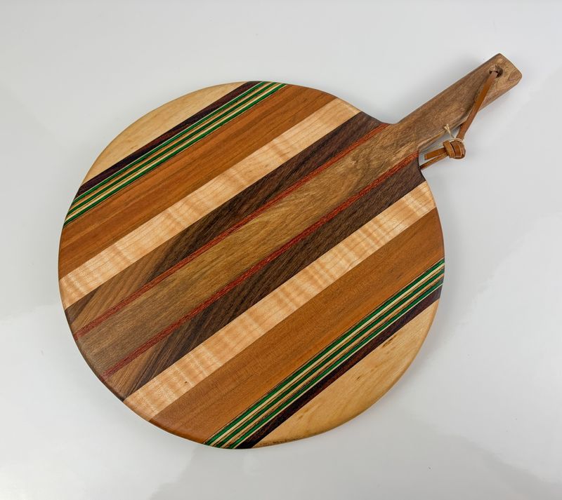 Round Cheese Board with Handle