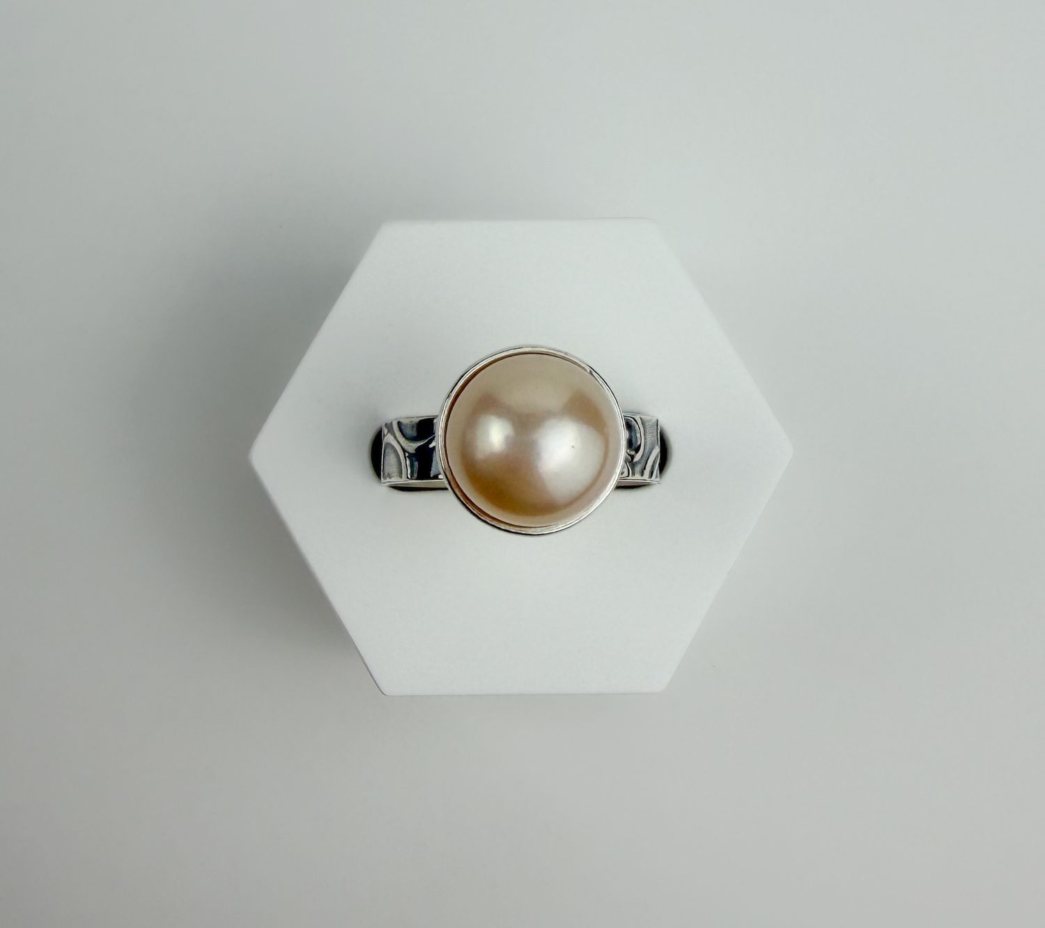 Freshwater Cream Pearl Ring SS Size 6