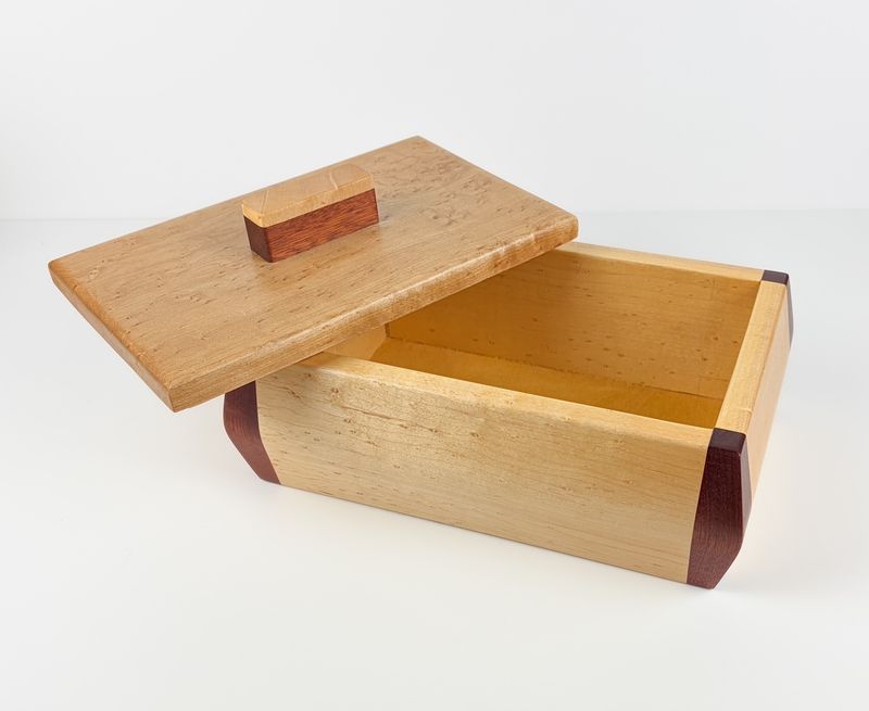 Birdseye &amp; Padauk, Maple Handle Lidded Wooden Box 10.5x7x5.25"