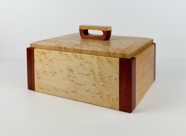 Birdseye &amp; Curly Maple Lidded Wooden Box 10x8x5.25"