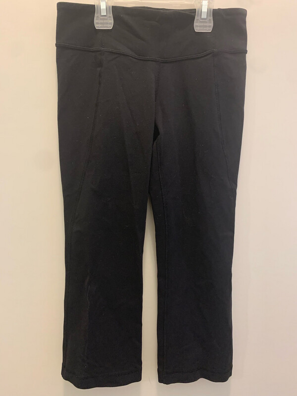 LULULEMON capri leggings