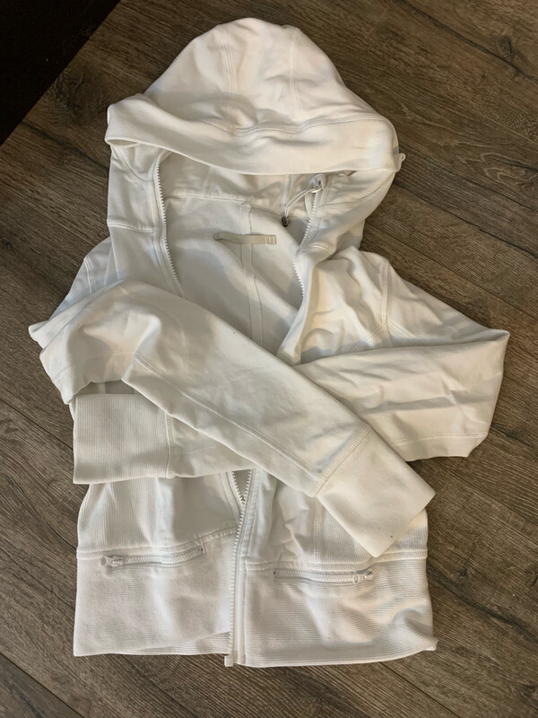 LULULEMON hoodie